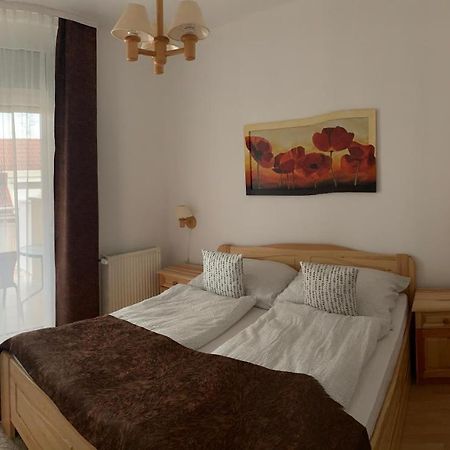 Konig Apartman Iii. Hévíz Exteriér fotografie